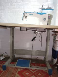 Jack 4 sewing machine