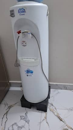 Water dispenser