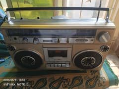 Sanayo 4 Band Radio, Tape Recorder Antique Pc