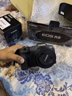 Canon r8 brand new 1month used with 50mm RF 1.8