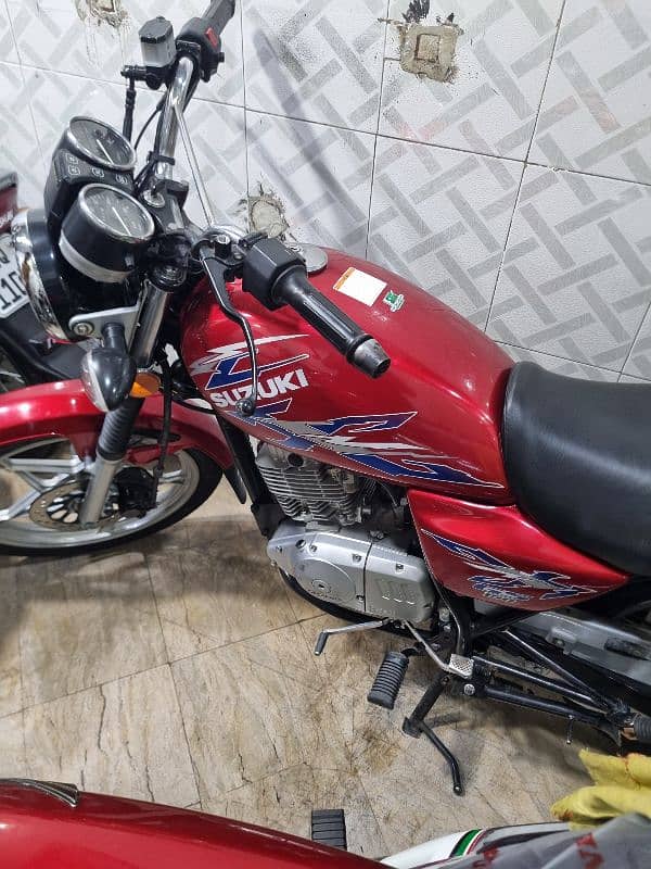 SUZUKI GS 150 SE (2021) 1
