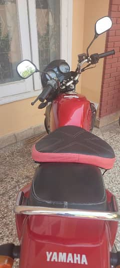 Yamaha YBR 125