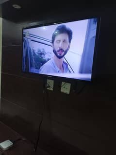 Samsung led good in condition