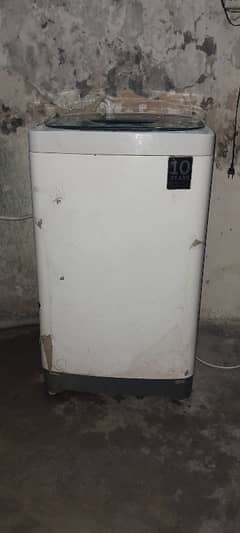 HAIER AUTOMATIC MACHINE 8.5KG READ DESCRIPTION