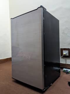Dawlance mini fridge