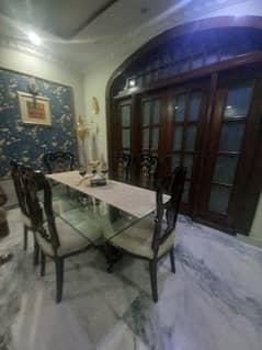 dinning table