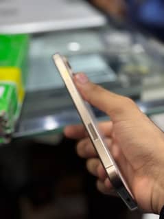 IPHONE 16 PRO MAX 256 GB