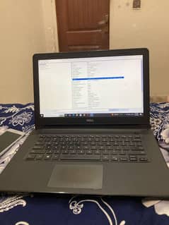 Dell Vostro 3468 Laptop for Sale Condition 8/10 due to little crack