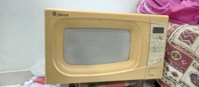 microwave oven