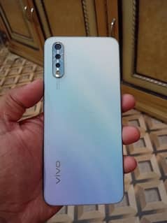 vivo s1