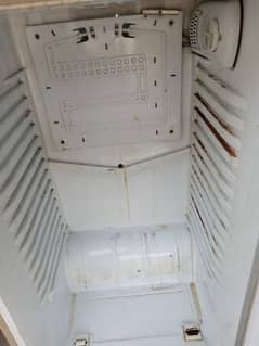 selling fridge