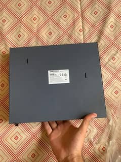 Giga bite POE switch 16 Port