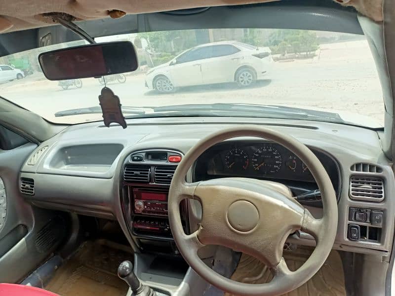 Suzuki Baleno 2003 12