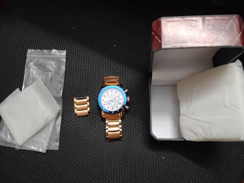 bulgari watch and it's stop watch and 10 by 10 condition no any defect 3