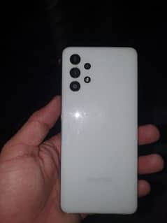 253