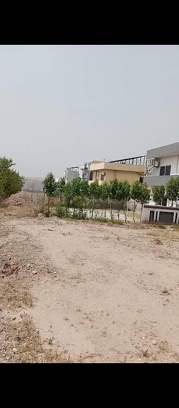 new cutting 25 marla plot A block back open bahria phase 8 6