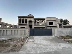 1 Kanal Gray House For Sale Lahore