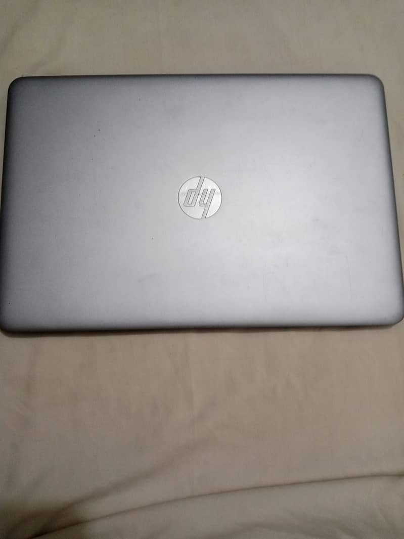 HP elitebook i7 7th generation 8,256 no graphics card installed. 0