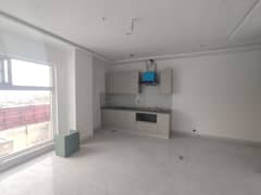 Luxury Apartments For Sale In Park House Apartments, Gulberg 3 Gym, Pool & Prime Location!