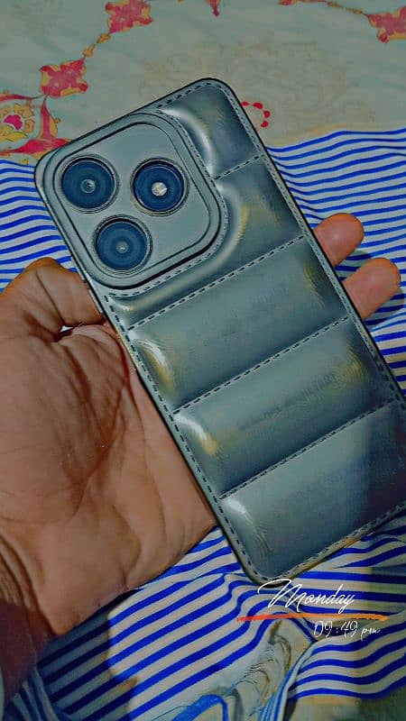 Tecno spark 10c 8/128. 1