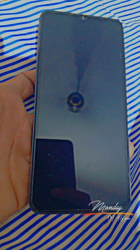 Tecno spark 10c 8/128. 3