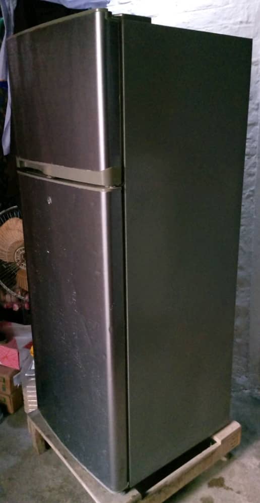 HRF 255 MODEL HAIER DOUBLE DOOR FRIDGE V GOOD CONDITION 4