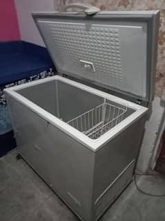 Dowlance single dor dep frezer, cal sirf is num pr krni hai03185651253