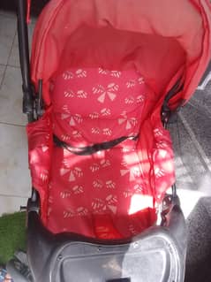 Baby Stroller – Easy Fold, Comfortable & Travel-Friendly (Like New)