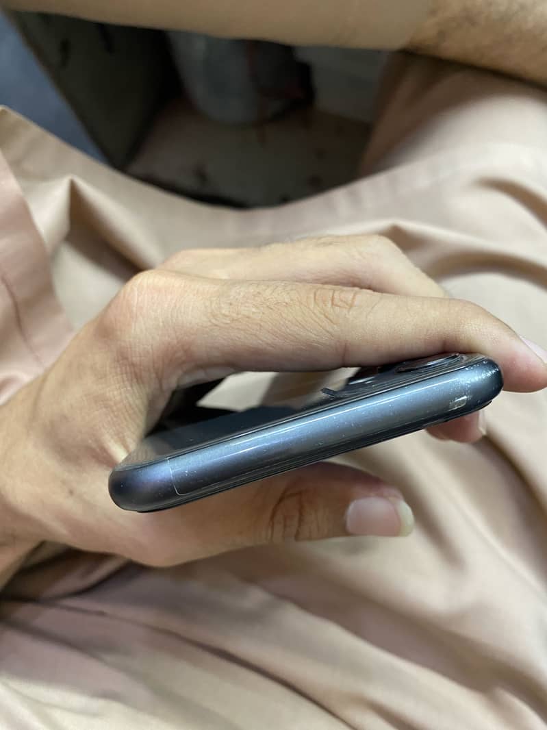 iPhone 11 Non PTA | 4 months sim working 3
