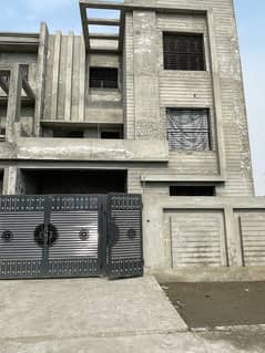 7 marla tripal story gray house for sale lahore motorway city