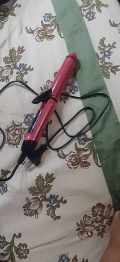 Hair straightener 2 in 1 Straightener +curler .