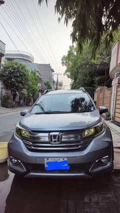 Honda BRV full option