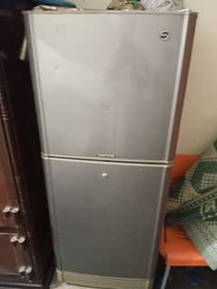 refrigerator nice but used very good condation