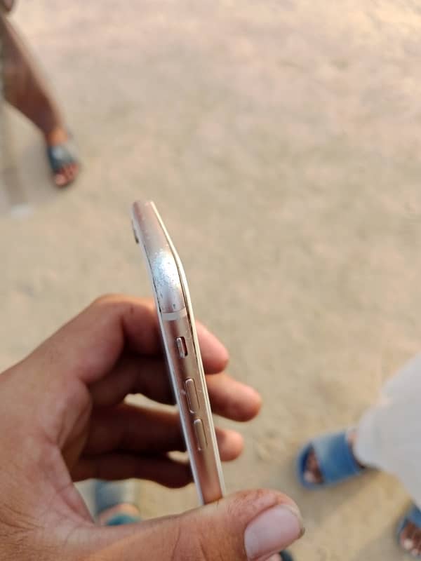 Iphone 8 Non PTA Xchage possible 4