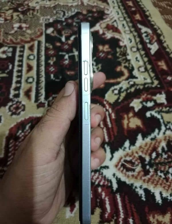 Tecno spark 20 8+8/256 without box no any fult 2