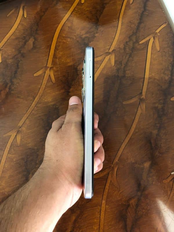 tecno spark 20 4