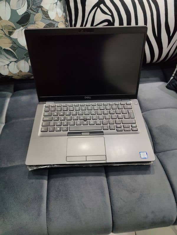 Dell Latitude 5400 i5 8th Generation 8gb Ram 256gb SSD 14" IPS FHD Dis 3