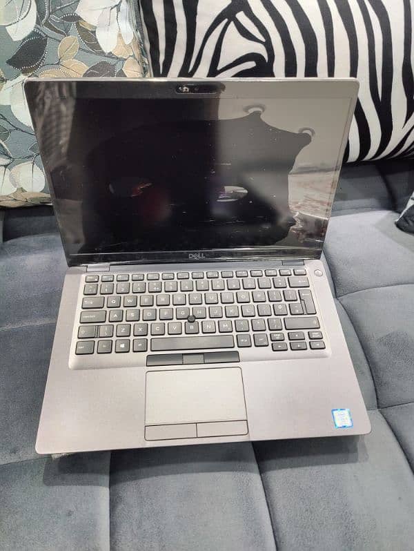 Dell Latitude 5400 i5 8th Generation 8gb Ram 256gb SSD 14" IPS FHD Dis 7