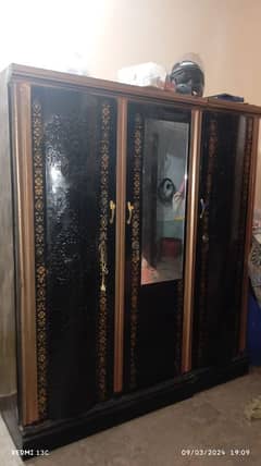 IRON CUPBOARD 3 DOOR GOOD CONDITION