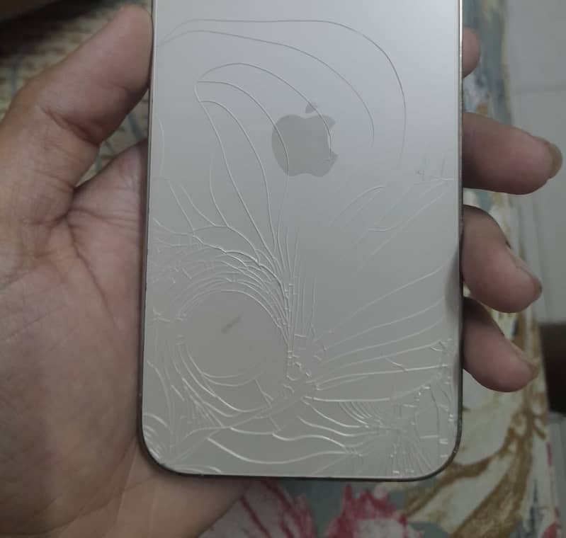 Iphone 12 pro pta approved 256gb Golden Color 7