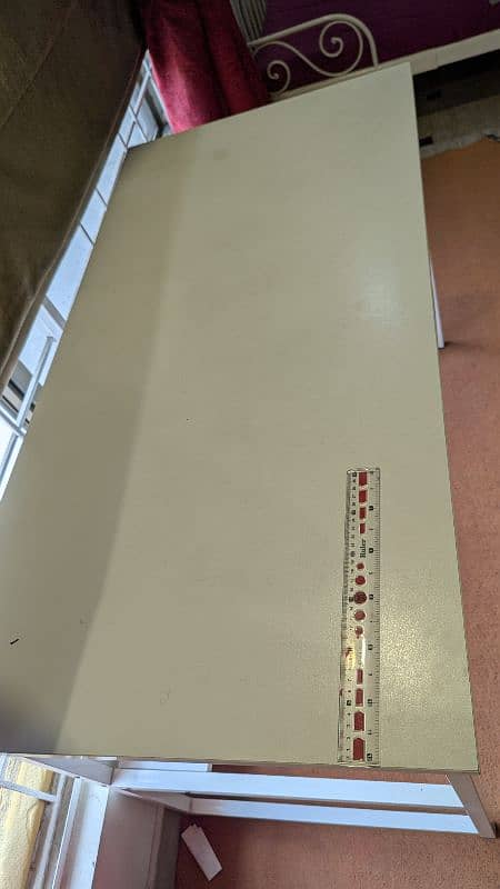 2 smart study tables 0