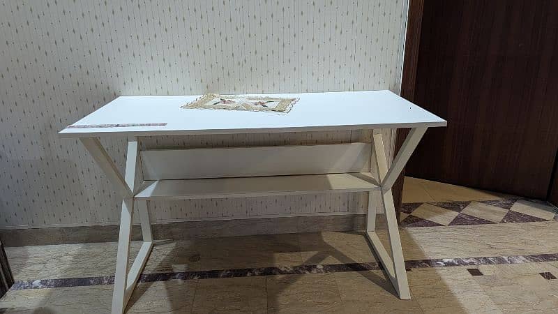 2 smart study tables 5
