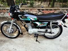 Honda 125 2023 only 6800km used