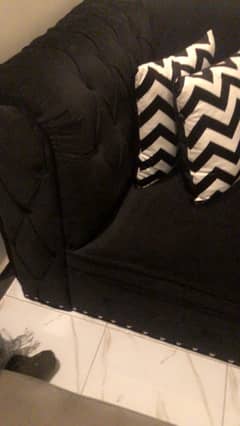 I am salling new L shape sofa