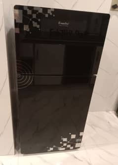 Esquire Refrigerator