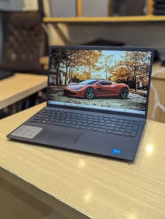DELL INSPIRON 15 COREi3.11 GEN
