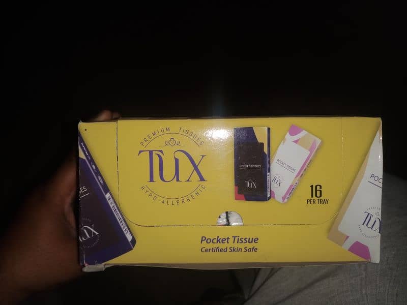 Tux tisue 0