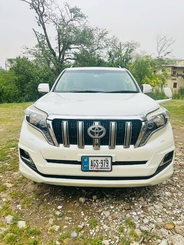 Lc 300[v8] and All cars for rent in lahore 10