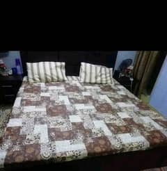 king size bed wd side tables without mattrass