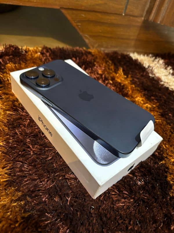 Iphone 15 Pro Max 256GB JV only 6 cycle count Blue Titanium 2